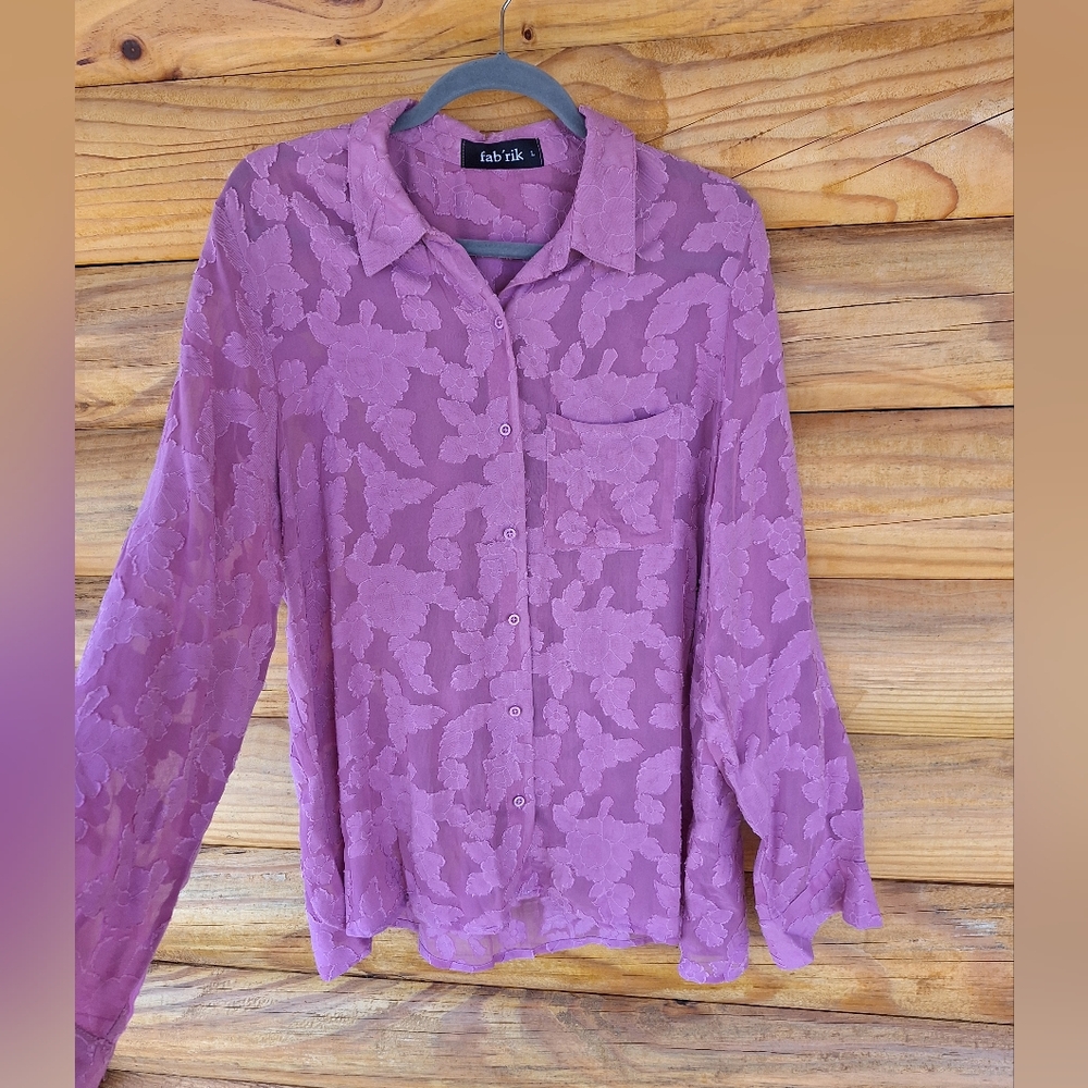 Lace button down blouse - Picture 3 of 12